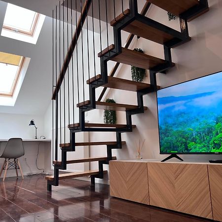 Cozy Loft Apartment In Zagreb Center Buitenkant foto